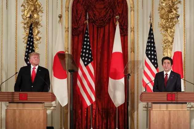 Trump and Abe at press conference. Photo.